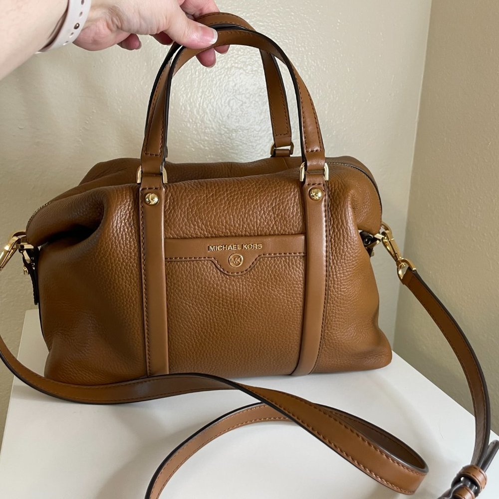Michael Kors Beck Medium Satchel in Luggage